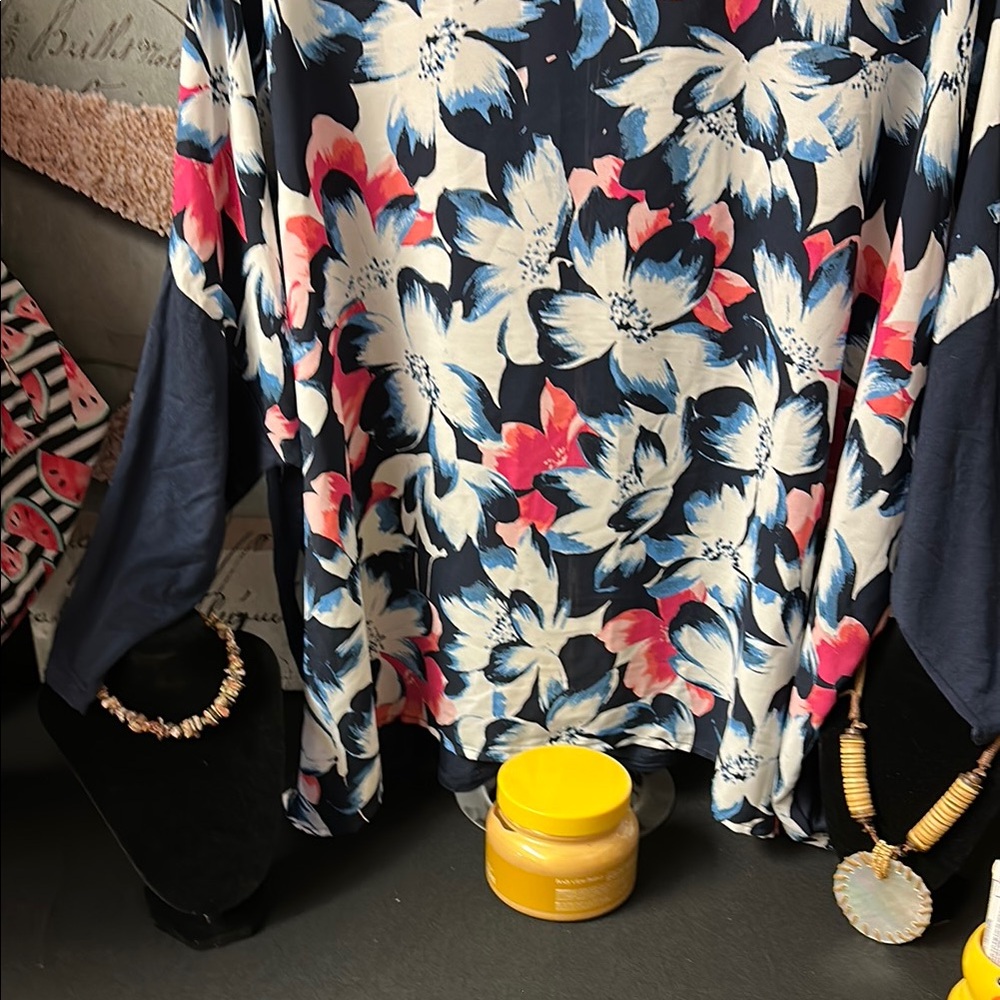 Rafaella Navy and Red Floral Blouse - Picture 4 of 7